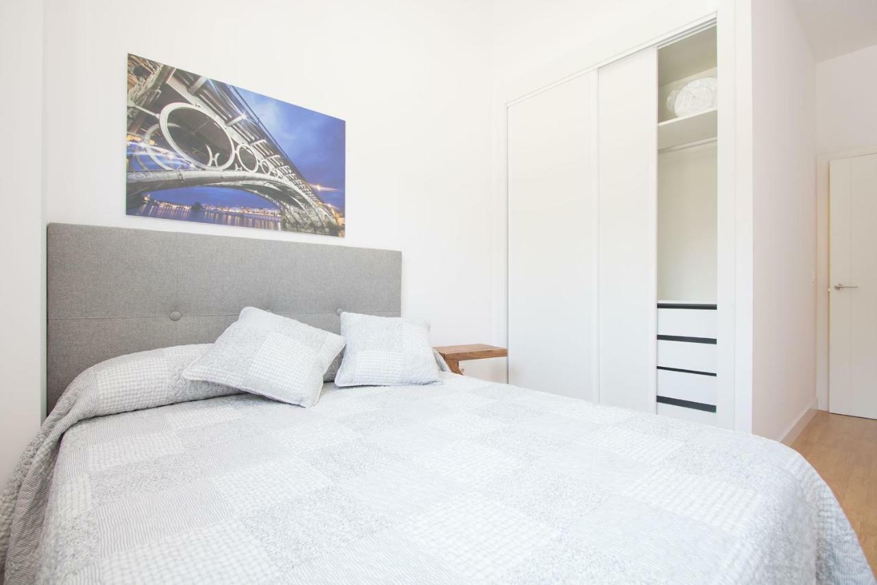 Murallas De Sevilla Apartamento Con Garaje 4 Pax エクステリア 写真
