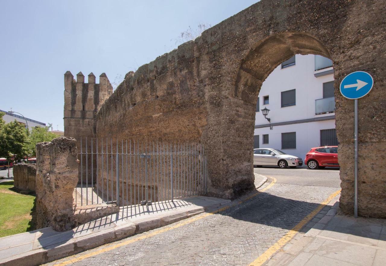 Murallas De Sevilla Apartamento Con Garaje 4 Pax エクステリア 写真